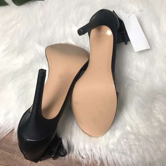 BCBG Strap Heels - Picture 4 of 5